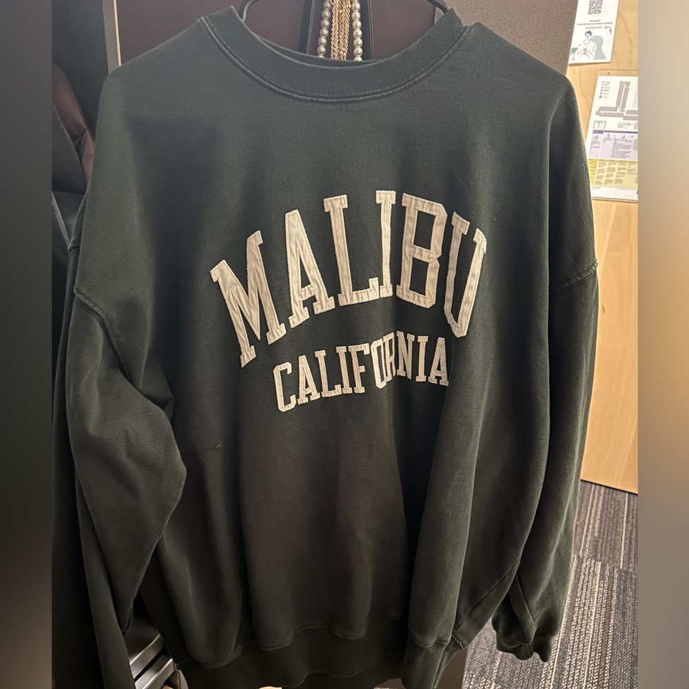 brandy melville “malibu” sweatshirt